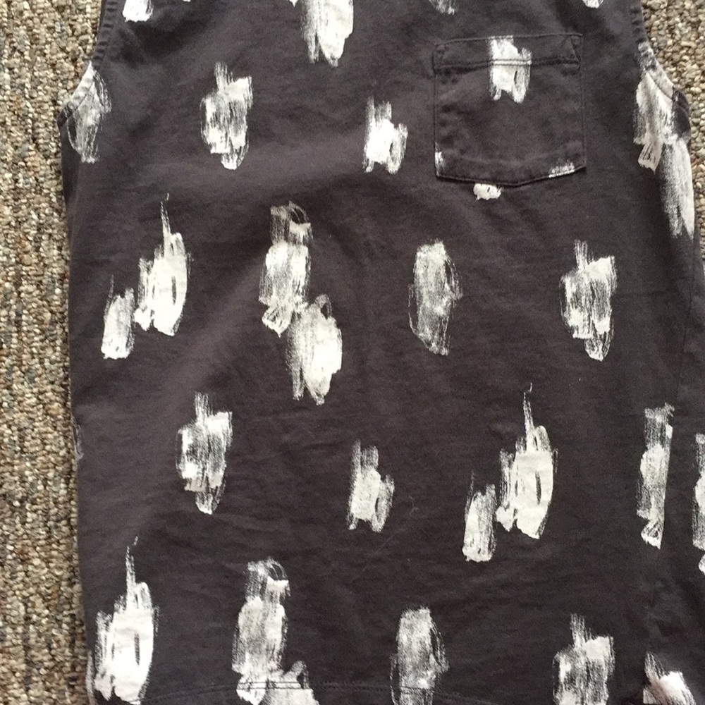 Tank top dark gray with white